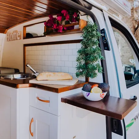 Camper Majona Kemping *